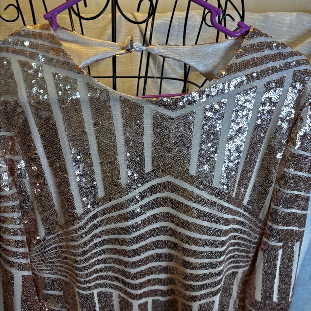Sequin Geometric Pattern Dress - Picture 3 of 6